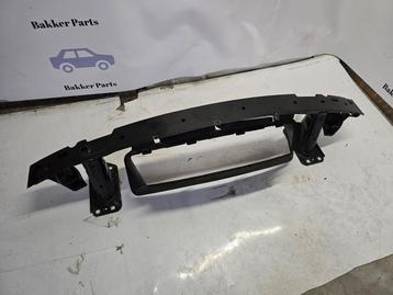Bumperframe voor van een BMW 1-Serie beschikbaar voor biedingen
