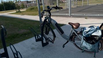Elektrische fiets Minerva, 47 tot 50 cm, Versnellingen, Zo goed als nieuw, Ophalen