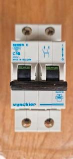 Vynckier zekering automaat 16A, Doe-het-zelf en Bouw, Ophalen, Zo goed als nieuw, Overige typen