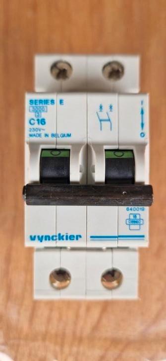 Vynckier zekering automaat 16A, Enlèvement, Comme neuf, Autres types