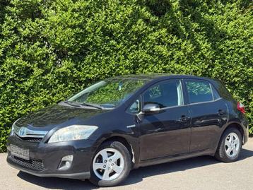 Toyota Auris 1.8i HYBRID+AIRCO+JANTES+EURO 5 (bj 2010) beschikbaar voor biedingen