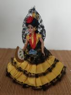 Vintage Spaanse popjes, Verzamelen, Poppen, Ophalen of Verzenden, Zo goed als nieuw, Pop
