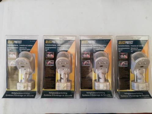 Bewegingsdetector 2stuks nieuw in doos 20M 180 graden 2400 W, Tuin en Terras, Buitenverlichting, Nieuw, Bewegingssensor, Licht-donker-sensor