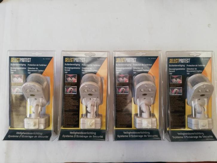 Bewegingsdetector 2stuks nieuw in doos 20M 180 graden 2400 W, Tuin en Terras, Buitenverlichting, Nieuw, Bewegingssensor, Licht-donker-sensor