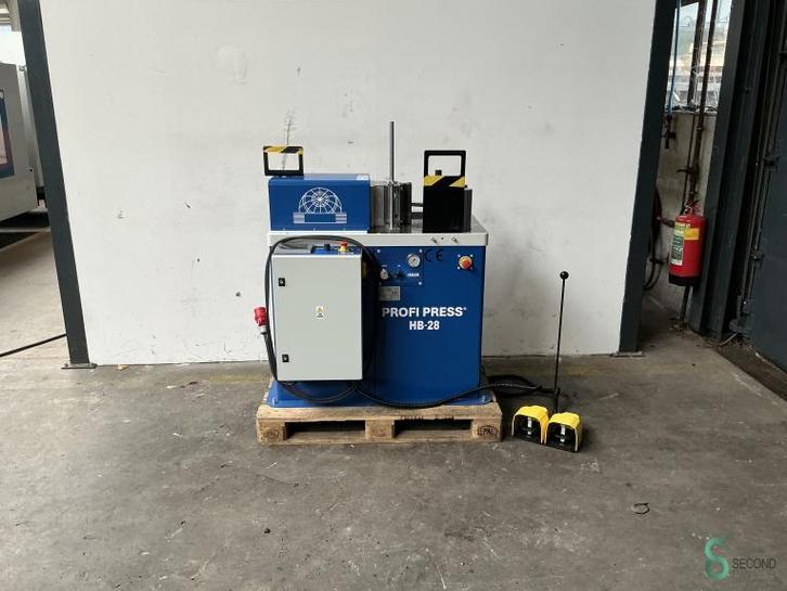 Profi press PPHB-28NC, Articles professionnels, Machines & Construction | Travail du métal