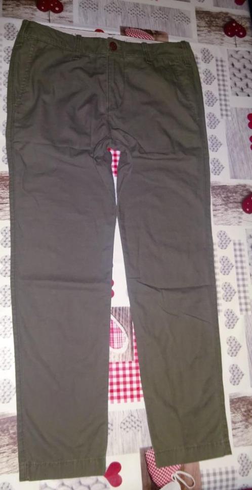 W 29 L 30 broek chino Hollister kaki groen als nieuw, Kleding | Heren, Broeken en Pantalons, Zo goed als nieuw, Maat 46 (S) of kleiner