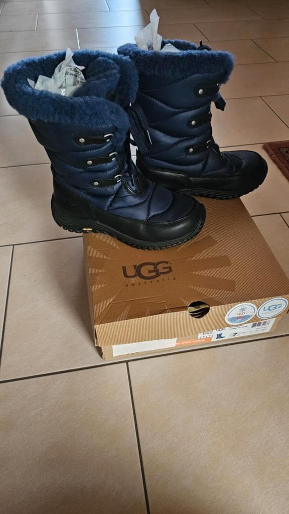 UGG Lorien Boot Insulated Sheepskin Midnight Navy Boots ugg, Kleding | Dames, Schoenen, Nieuw, Hoge laarzen, Blauw, Ophalen