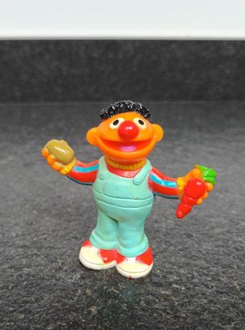 Vintage poppetje Ernie - Sesamstraat (jaren 80) beschikbaar voor biedingen