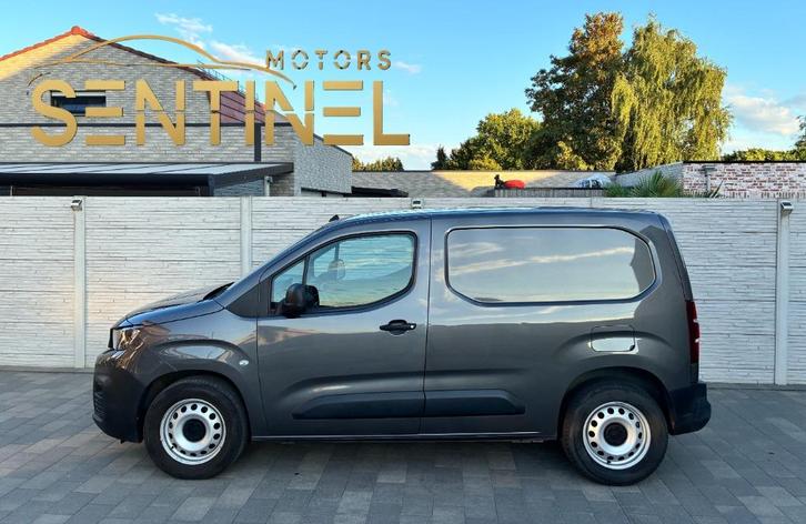 Peugeot Partner 1.5 HDI // 131PK // 3-ZIT //  € 9.915 NETTO, Auto's, Peugeot, Bedrijf, Te koop, Partner, ABS, Airbags, Airconditioning