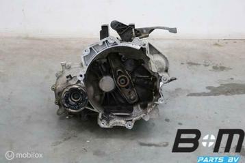 6 versnellingsbak NBU VW Polo 6R 02U300050J disponible aux enchères