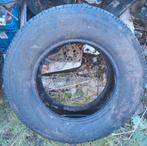 2 banden Goodyear 215/70 VR15, Auto-onderdelen, Ophalen, Band(en)
