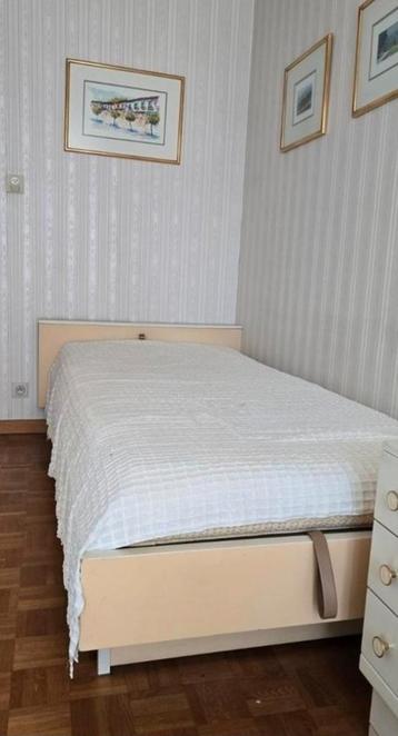 Luxe Slaapkamer te Koop – Comfort & Stijl voor een Topprijs! beschikbaar voor biedingen