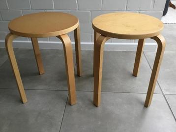 Deux tabourets IKEA FROSTA vintage