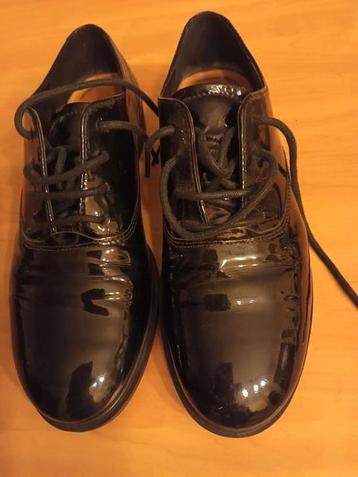 .ieuw paar lederen schoenen   ECCO" maat 39  ,  a beschikbaar voor biedingen