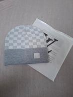 Bonnet Louis Vuitton gris, Enlèvement ou Envoi, Neuf, Louis Vuitton, Bonnet