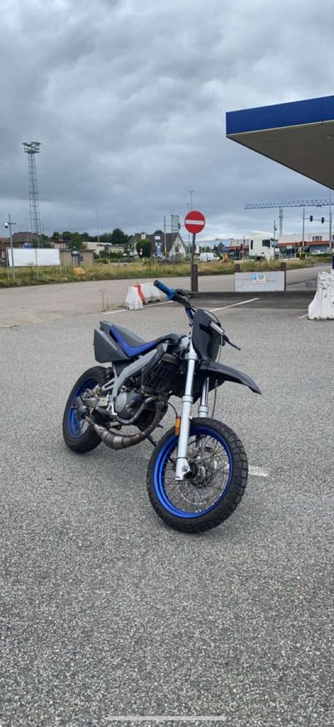 Derbi Senda Xtreme 50cc (2016), Fietsen en Brommers, Brommers | Derbi, Gebruikt, Klasse B (45 km/u), Ophalen