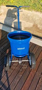 Strooiwagen voor zout/graszaad/mestkorrels, Ophalen, Zo goed als nieuw