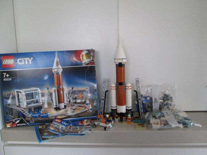 Lego nr. 60228 van 2019 Deep Space Rocket and Launch, Kinderen en Baby's, Speelgoed | Duplo en Lego, Gebruikt, Lego, Ophalen of Verzenden