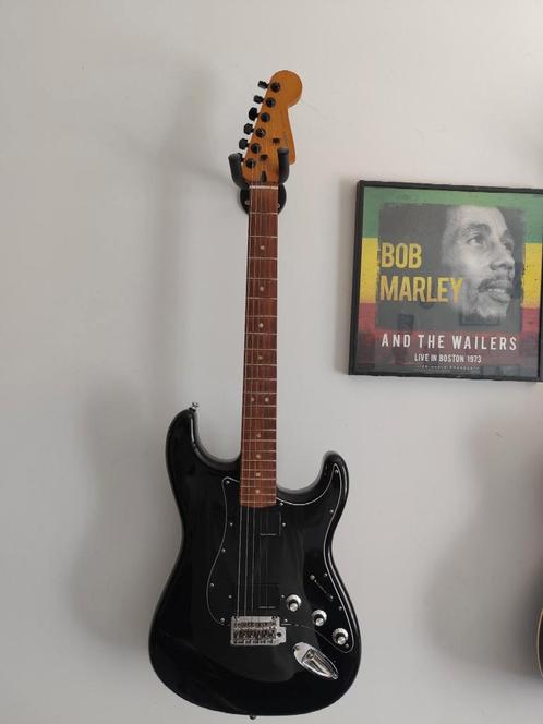 Fender stratocaster, Muziek en Instrumenten, Snaarinstrumenten | Gitaren | Elektrisch, Zo goed als nieuw, Fender, Ophalen