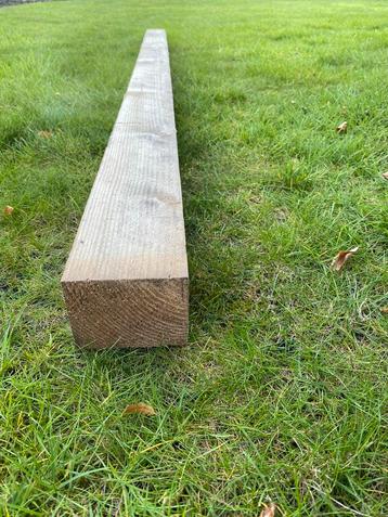 Stevige houten balken 220 cm lang 9,5cm x 7,5 cm beschikbaar voor biedingen