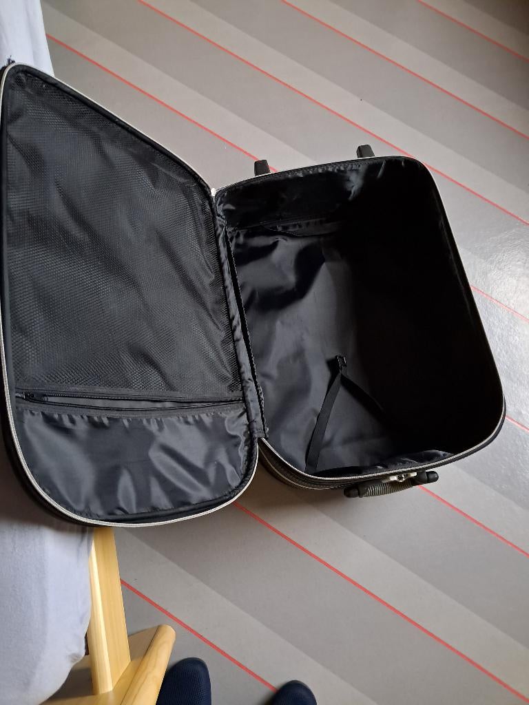 opbergen skikledij - grote valies/koffer, Kleding | Dames, Wintersportkleding, Gedragen, Ophalen of Verzenden