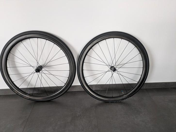 Roue  carbone amaruq climber 35, Fietsen en Brommers, Fietsonderdelen, Zo goed als nieuw, Racefiets, Wiel, Ophalen of Verzenden