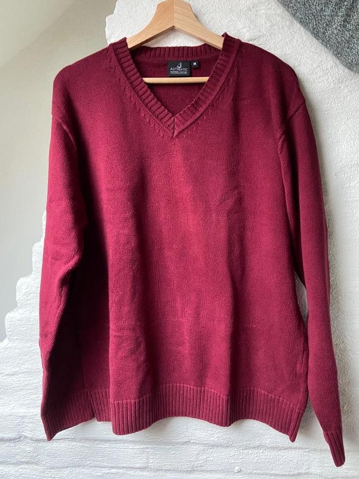 Pull à col en V rouge vin authentique pour hommes M, Vêtements | Hommes, Pulls & Vestes, Comme neuf, Taille 48/50 (M), Rouge, Enlèvement ou Envoi