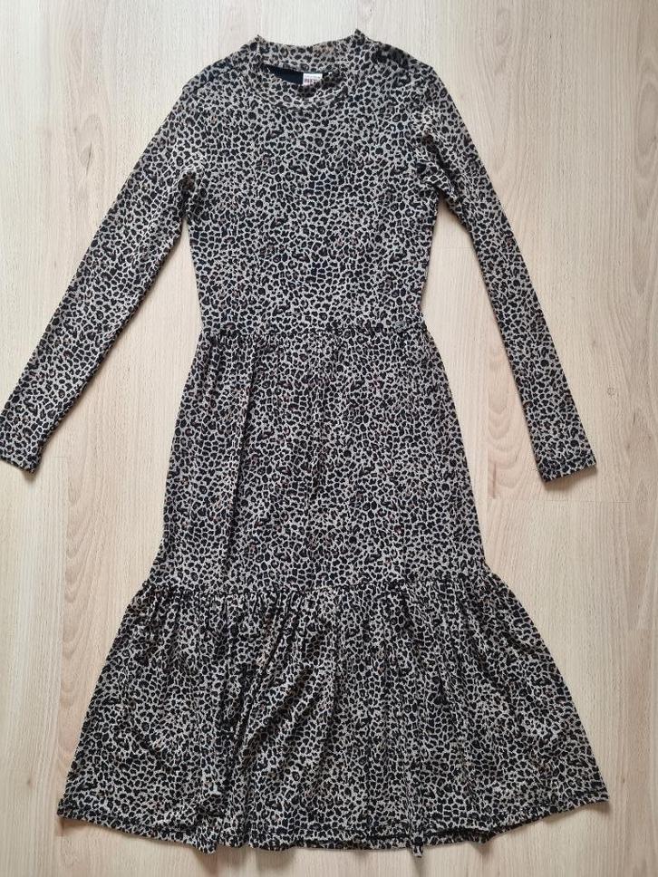 Bruine jurk met pantermotief - maat 152, Kinderen en Baby's, Kinderkleding | Maat 152, Zo goed als nieuw, Meisje, Jurk of Rok