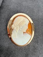 14k gouden camee-broche, gestempeld, 7,45 g — ca. 4 cm, Ophalen of Verzenden, Zo goed als nieuw, Goud, Goud