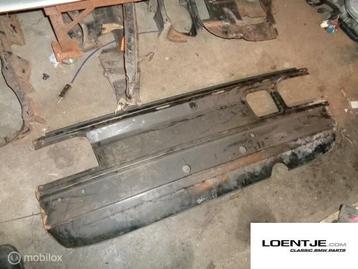 nieuw nos achterpaneel BMW e12 type 1 520 518 528 520i beschikbaar voor biedingen
