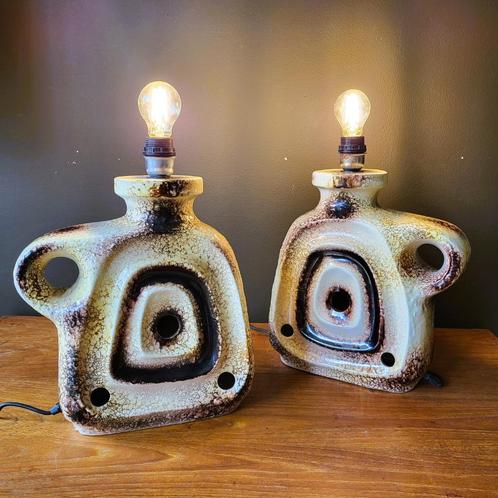 ✔️Paire de "Pieds de Lampe" Céramique Fat Lava 70s', Maison & Meubles, Lampes | Lampes de table, Comme neuf, Moins de 50 cm, Enlèvement ou Envoi
