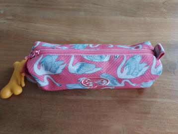 Stones and Bones pennenzak beschikbaar voor biedingen