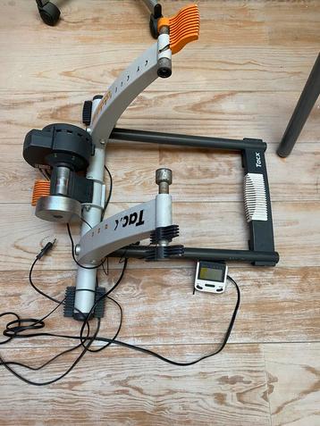 Indoor trainer (fietsrollen) beschikbaar voor biedingen