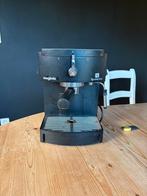 Nespresso Magimix, Electroménager, Machine à espresso, Réservoir d'eau amovible, Dosettes et capsules de café, Enlèvement