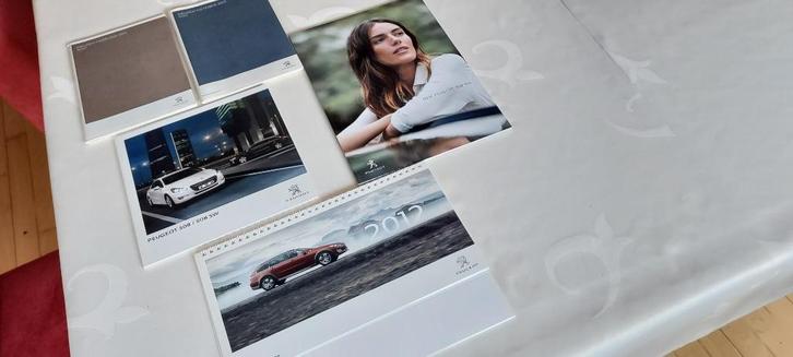 dokumentatie Peugeot, Verzamelen, Merken en Reclamevoorwerpen, Zo goed als nieuw, Overige typen, Verzenden