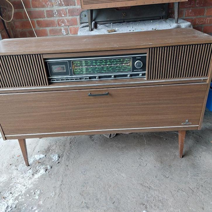 vintage Grundig conzole jaren 60 met boekje 02, Muziek en Instrumenten, Overige Muziek en Instrumenten, Gebruikt, Ophalen