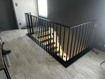 Balustrade beschikbaar voor biedingen