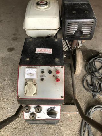 stroom en las groep honda ,en met batterijlader nieuwstaat beschikbaar voor biedingen
