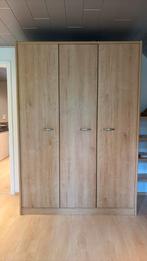 Kleerkast in licht hout, Huis en Inrichting, Kasten | Kleerkasten, Ophalen