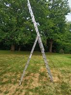 driedelige ladder, Doe-het-zelf en Bouw, Ladders en Trappen, Gebruikt, Ophalen of Verzenden, Ladder, Opvouwbaar of Inschuifbaar
