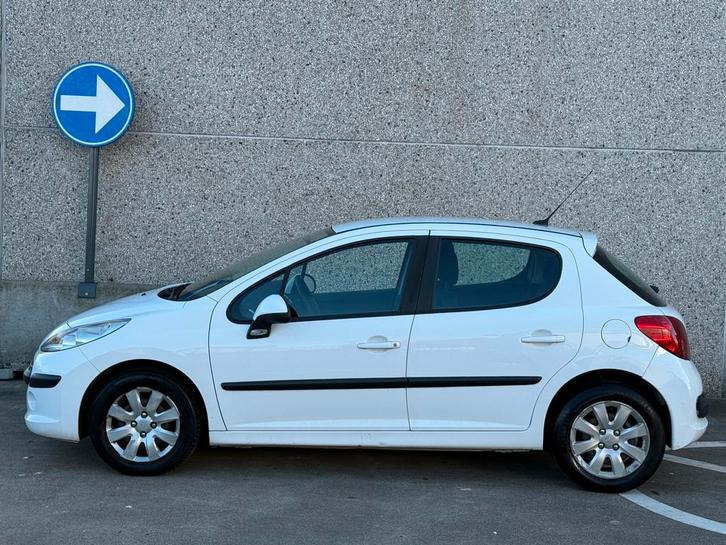 Peugeot 207-Benzine-2008!!, Autos, Peugeot, Entreprise, Achat, ABS, Airbags, Alarme, Verrouillage central, Air conditionné automatique