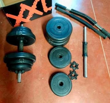 2 dumbells met gewichten  beschikbaar voor biedingen