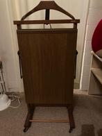 Dressboy met verwarmde broekenpers, Ophalen, 100 tot 150 cm, Nieuw, Staande kapstok