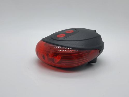 Fietslicht met laserlijn – Handige Gadget!, Fietsen en Brommers, Fietsaccessoires | Fietsverlichting, Achterlicht, Nieuw, Batterij