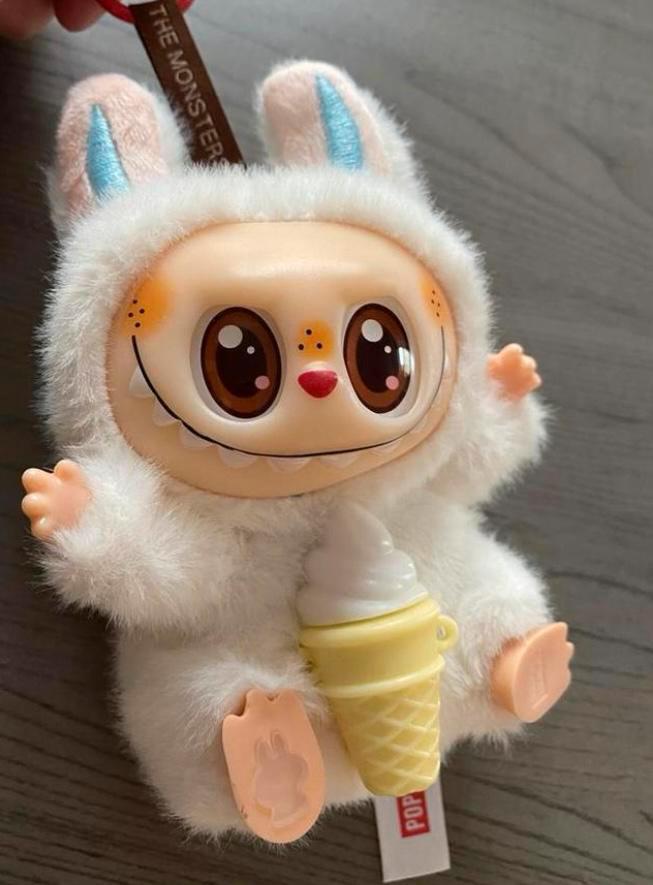 Labubu, Verzamelen, Poppetjes en Figuurtjes, Zo goed als nieuw, Ophalen of Verzenden