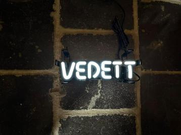 Lichtreclame vedett beschikbaar voor biedingen