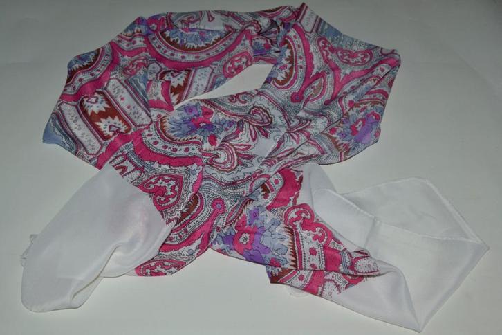 Fleurig sjaaltje, Kleding | Dames, Mutsen, Sjaals en Handschoenen, Nieuw, Sjaal, Ophalen of Verzenden