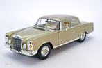 1/18 Mercedes 280SE goudkleurig - Norev, Ophalen of Verzenden, Zo goed als nieuw, Auto, Norev