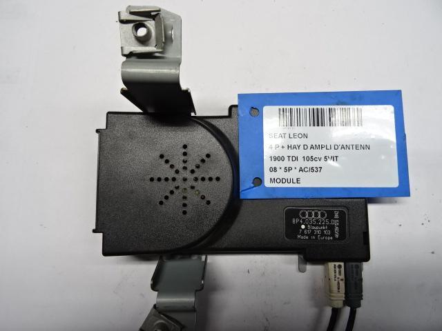 UNITE ELECTRONIQUE Seat Leon (1P1) (8P4035225D), Autos : Pièces & Accessoires, Électronique & Câbles, Seat, Utilisé