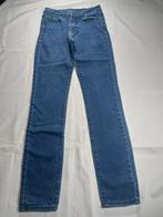 Jean bleu sans marque, Vêtements | Femmes, Jeans, Enlèvement ou Envoi, Comme neuf, Bleu, W28 - W29 (confection 36)